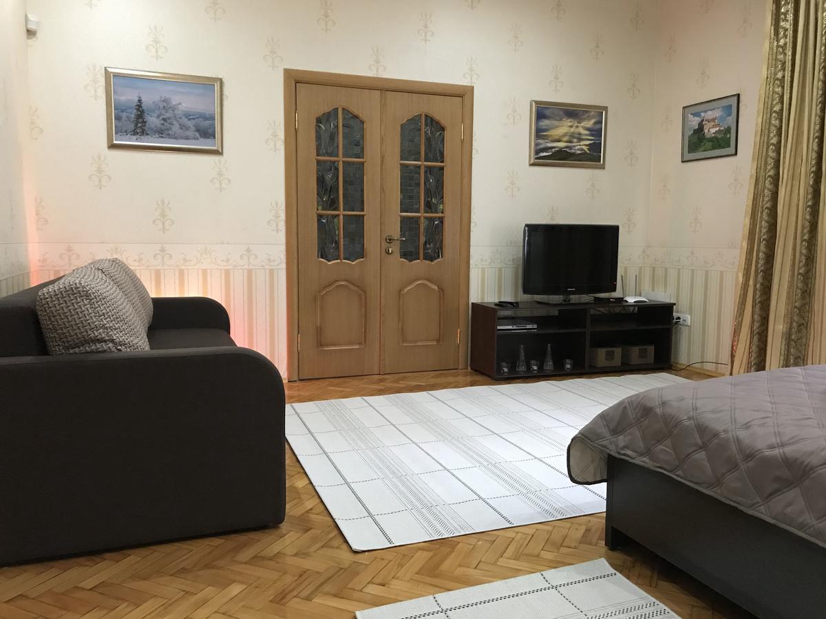 Large Apartment In The City Center Mukačevo Exteriér fotografie