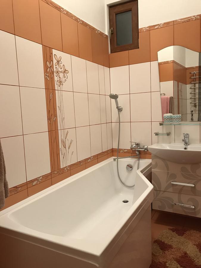 Large Apartment In The City Center Mukačevo Exteriér fotografie