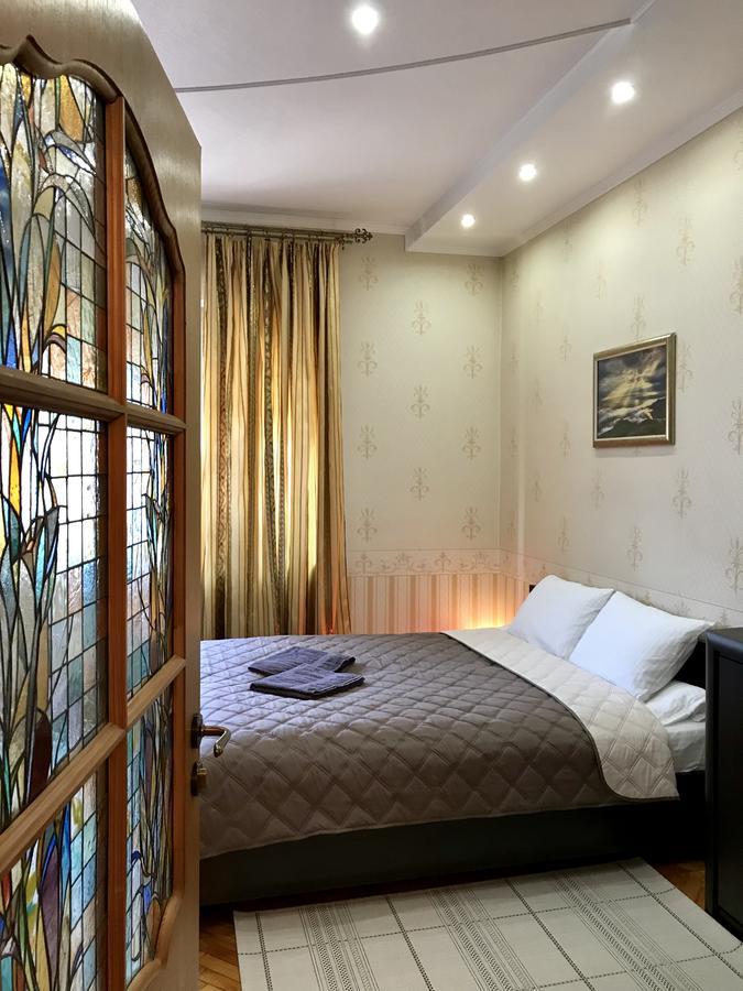 Large Apartment In The City Center Mukačevo Exteriér fotografie